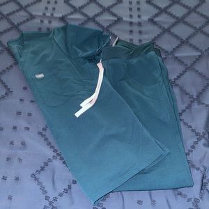 On hold until 9/8 FIGS!!!! **Deep Reef** M Catarina top - Small Kade bottoms